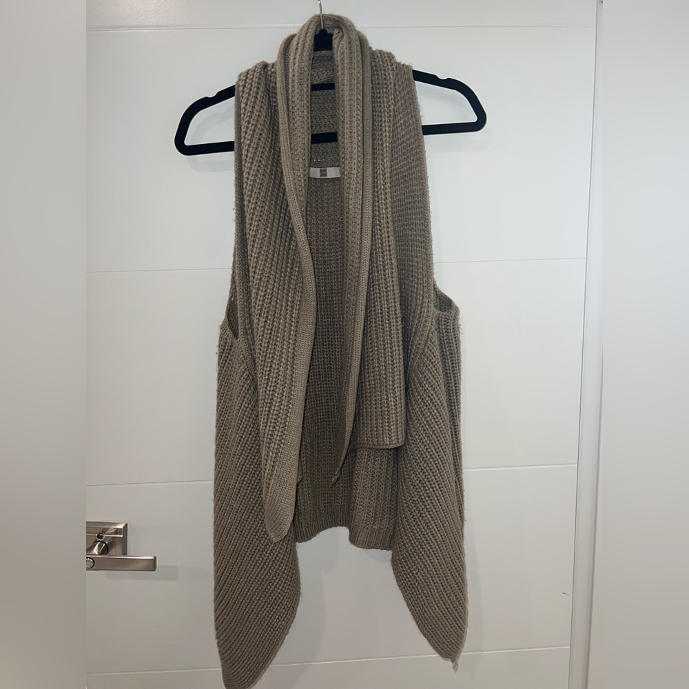 Gorgeous neutral brown sweater vest